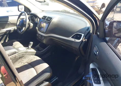 2015 Dodge Journey Sxt z USA, uszkodzony, nr VIN 3C4PDCBG0FT506566